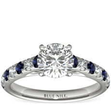 铂金 Riviera 密钉蓝宝石与钻石订婚戒指